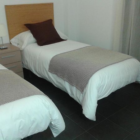 Albergue Francisco Giner De Los Rios บีญาบลีโน ภายนอก รูปภาพ