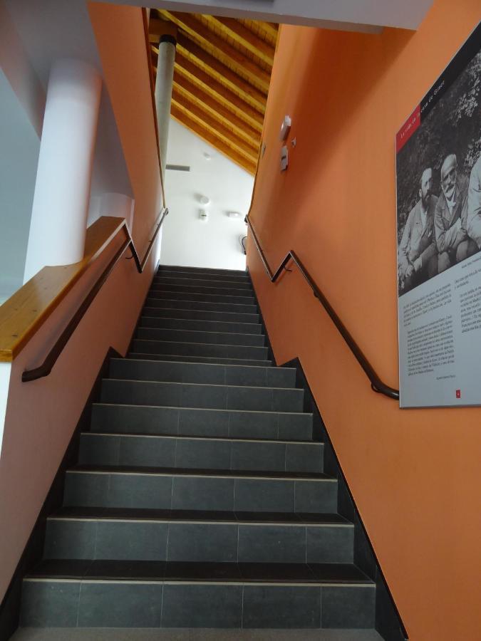 Albergue Francisco Giner De Los Rios บีญาบลีโน ภายนอก รูปภาพ